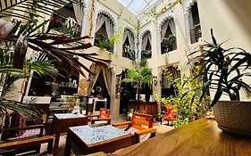 Ahmadia Heritage Hiba Guest House - Built In 1916 - Al Ras Metro Station